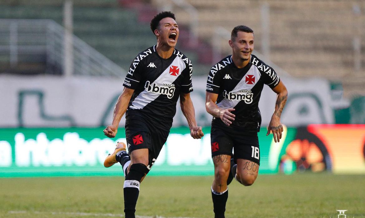 Vasco visita Boavista de olho em vaga nas semifinais do Carioca