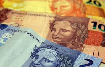real moeda 020120a84t47475213 400x255 - Bolsonaro sanciona lei que protege consumidores do superendividamento