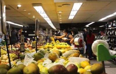 20.05.2020.supermercado rio de janeiro 0520203151 400x255 - CNC aponta melhorias no mercado de trabalho e retomada no consumo