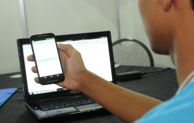 servicos 400x255 - Setor de serviços cresceu 1,7% em junho, aponta IBGE