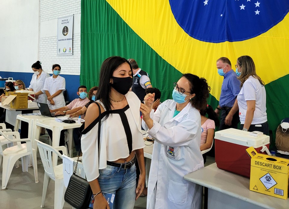 Espírito Santo atinge mais de 80% de cobertura vacinal contra a Covid-19 com ao menos uma dose