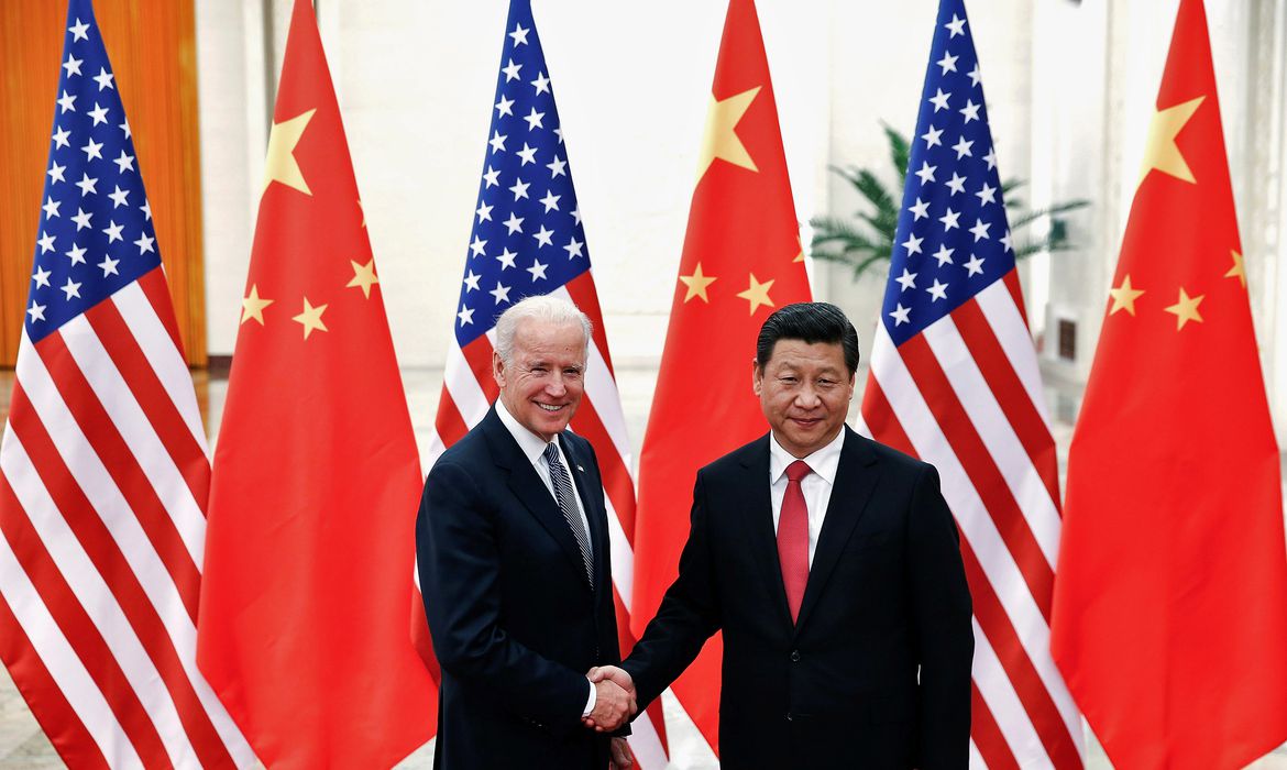 EUA e China concordam em avaliar negociação sobre controle de armas