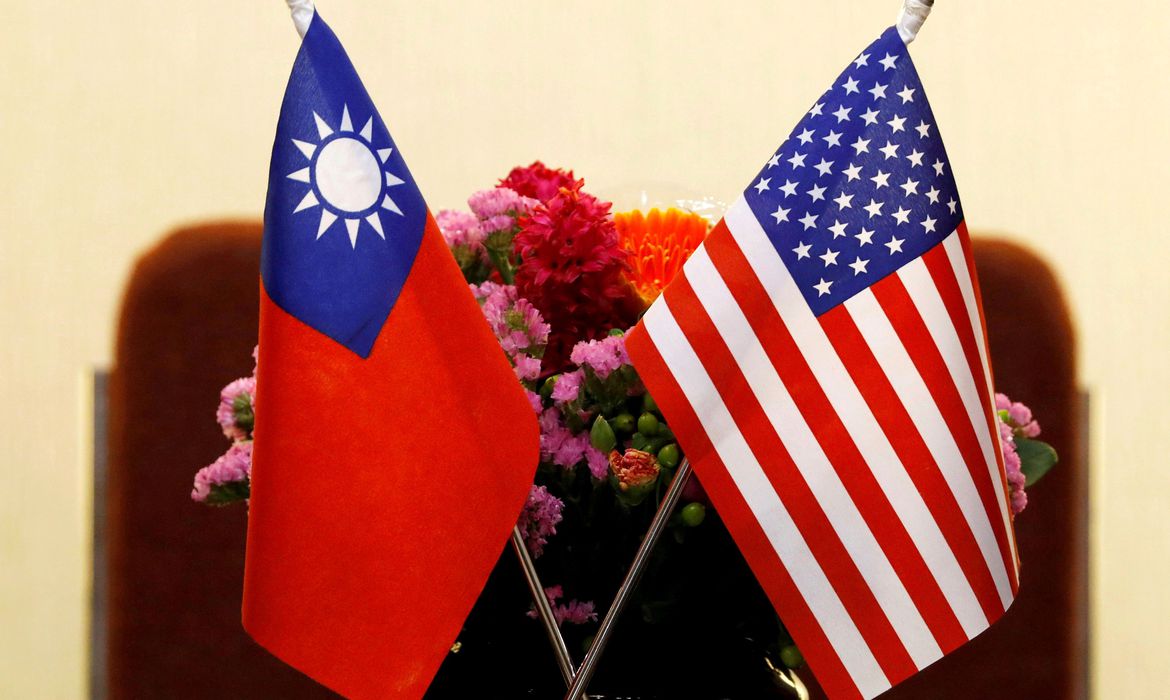 China promete contra-ataque após novas sanções dos Estados Unidos