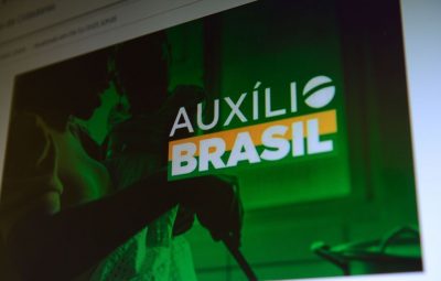 auxilio brasil 0812214994 400x255 - Caixa paga Auxílio Brasil a beneficiários com NIS final 7