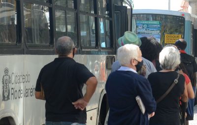 onibus 400x255 - Estados e municípios podem solicitar gratuidade no transporte público