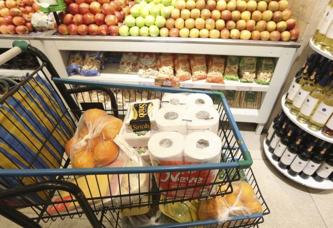 alimentos 670x460 - Inflação de maio fica em 0,58%, influenciada por preço dos alimentos