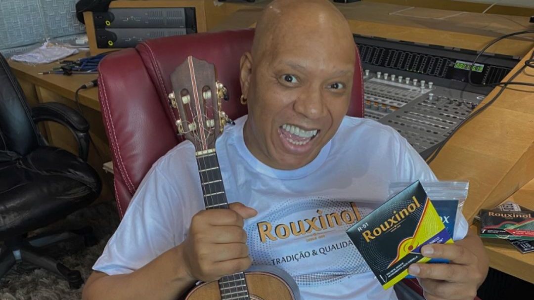 Anderson Leonardo, vocalista do Molejo, é internado no Rio com embolia pulmonar