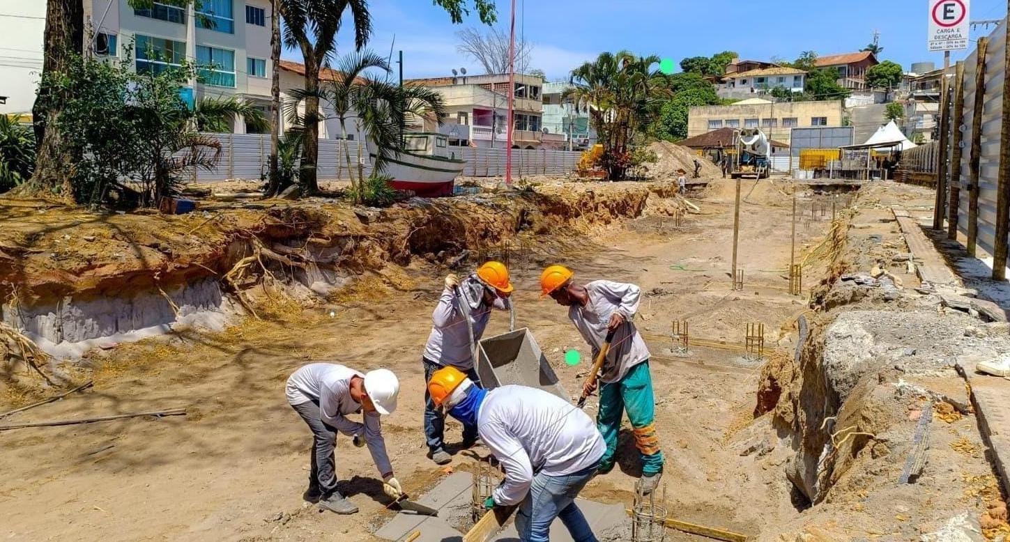 Em Anchieta Obras iniciadas para construir nova Praça São Pedro
