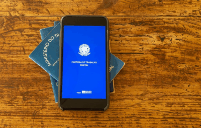 carteira de trabalho 400x255 - Espírito Santo lidera crescimento de empregos formais no Brasil em abril de 2025