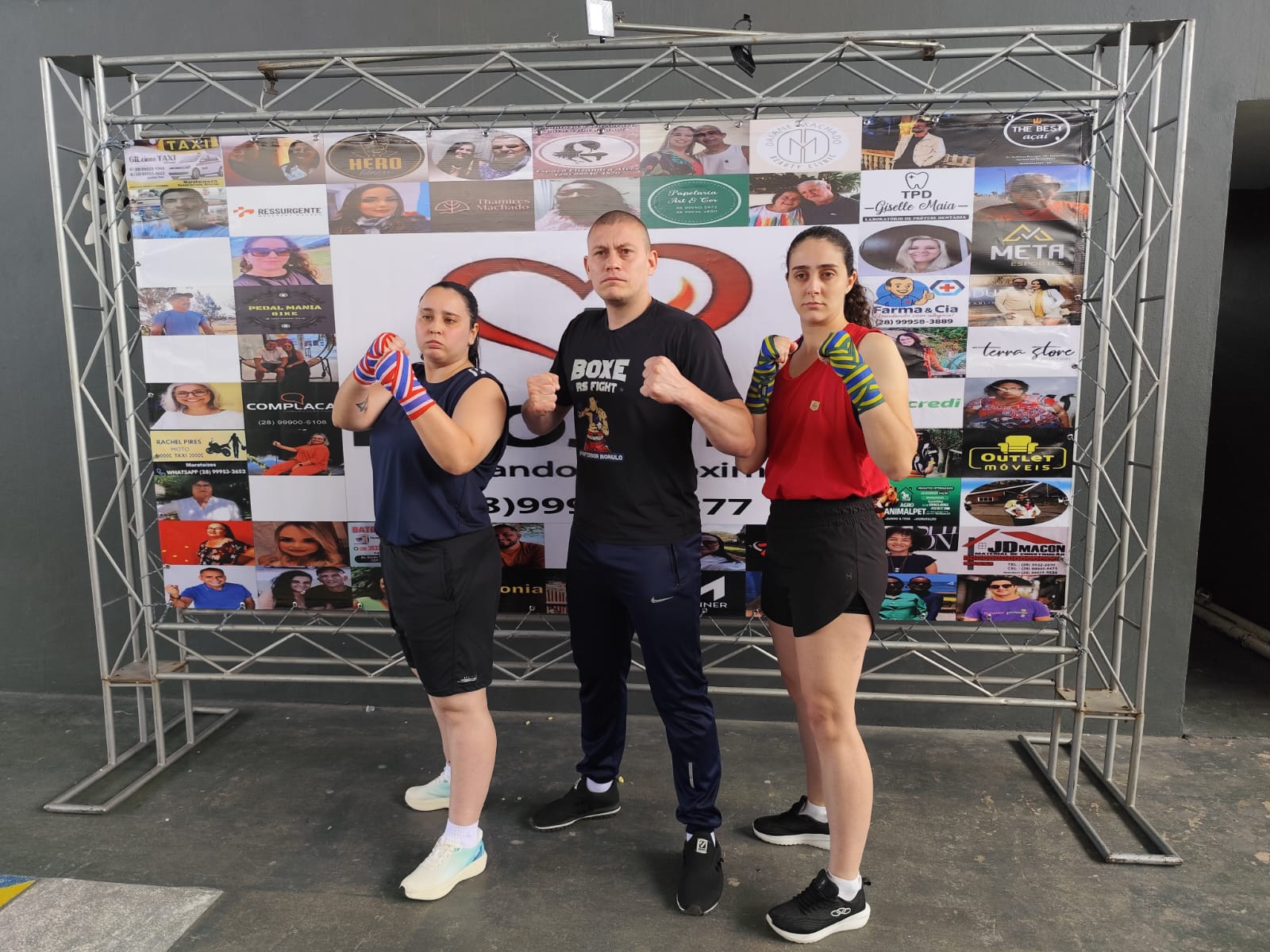 Atletas de Iconha participam de exibição de Boxe em Marataízes